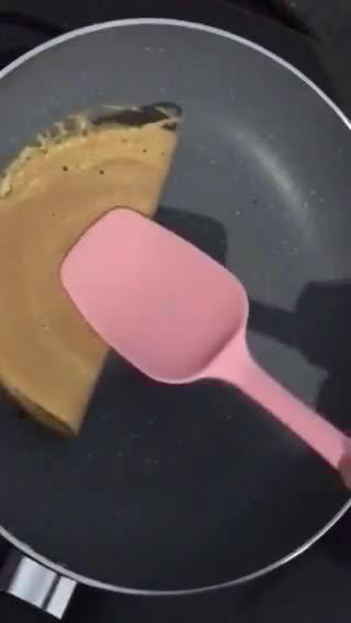 Foto langkah ke 4 dari resep Crepes / Leker.