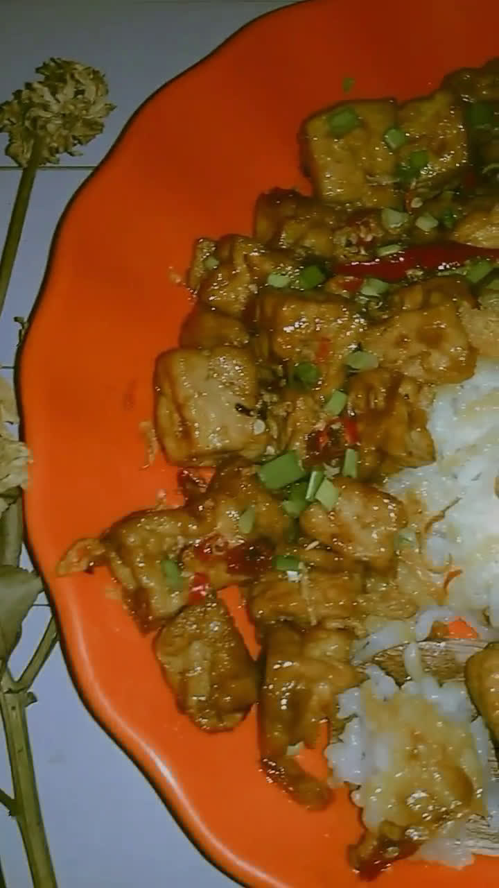 Foto langkah ke 4 dari resep Tumis Tahu Saus Tiram.