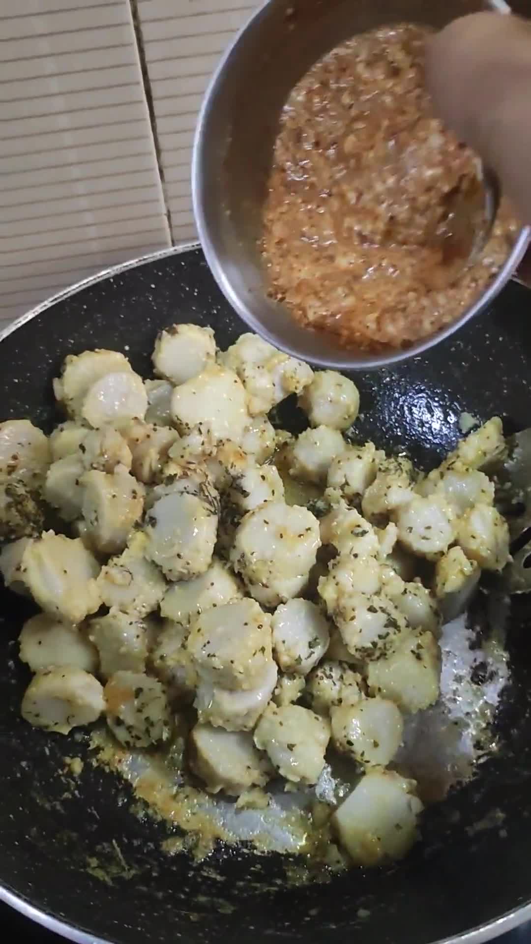 मसाला अरबी (दही वाली) रेसिपी चरण 2 फोटो