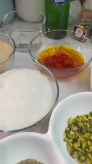 صورة لخطوة 1 من وصفة الحلوى البحرينيه بالبيت