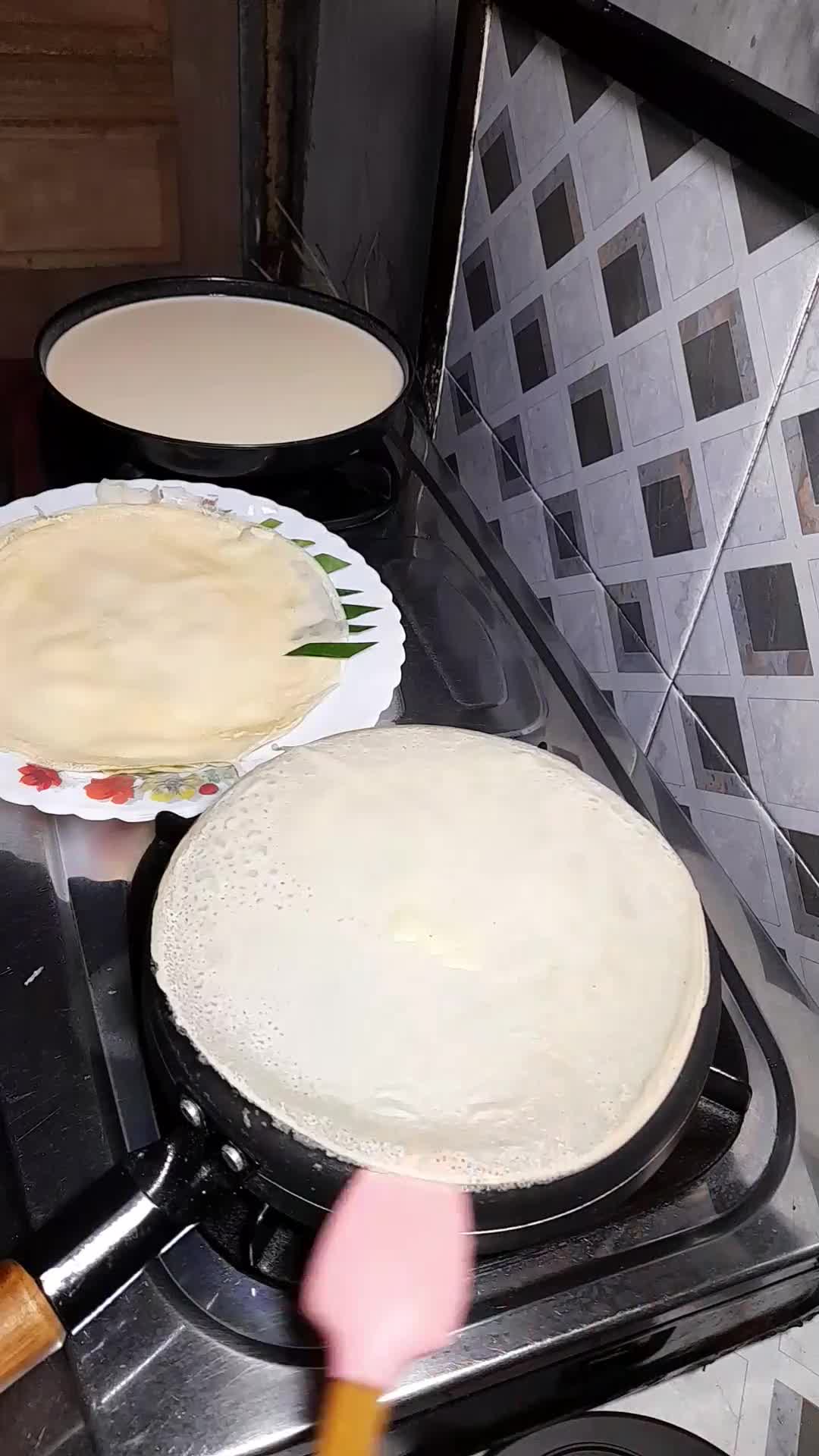 Foto langkah ke 5 dari resep 136. Kulit Sosis Solo.