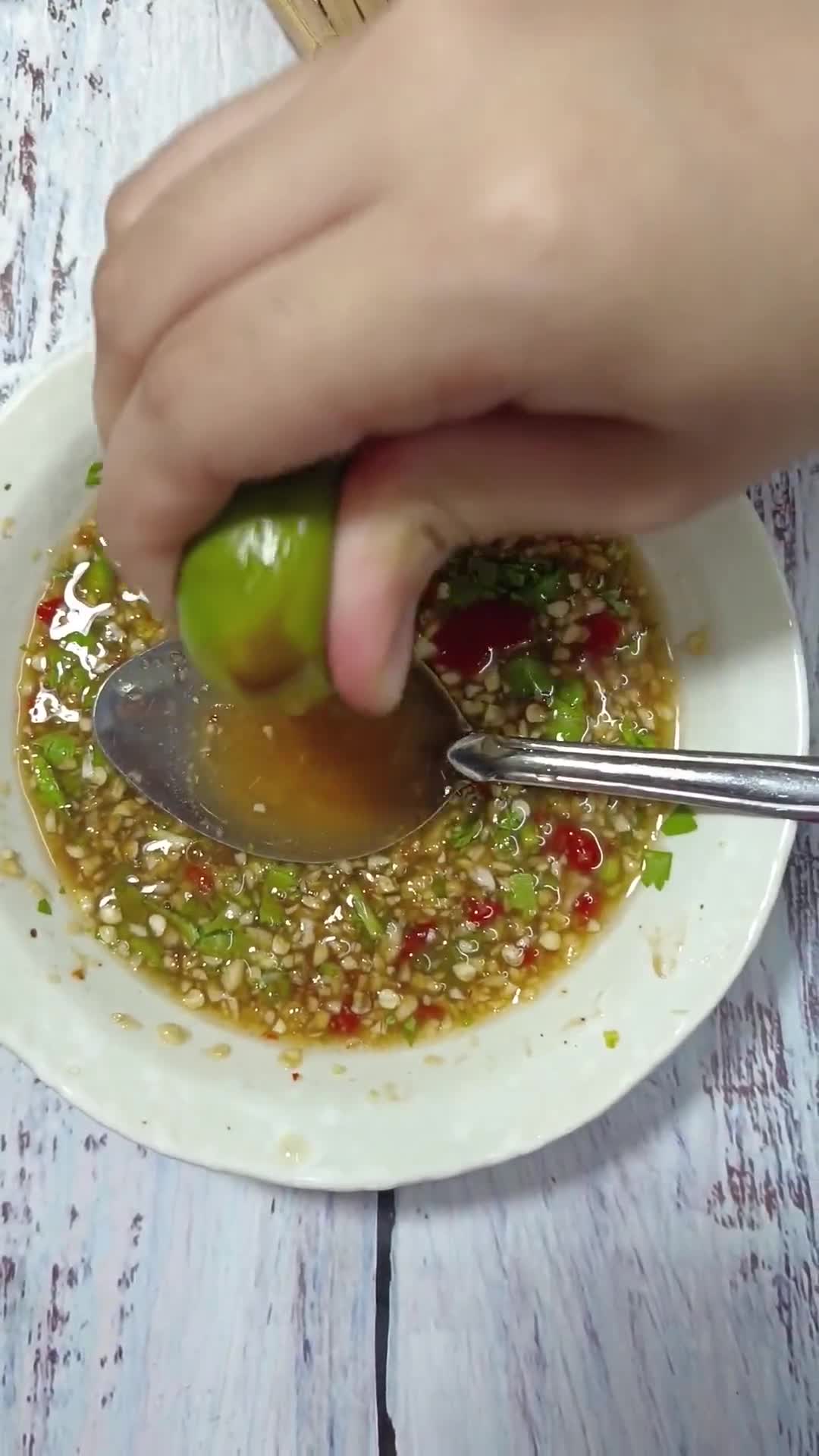 Gambar langkah 3 resipi Sotong Ala Thai.