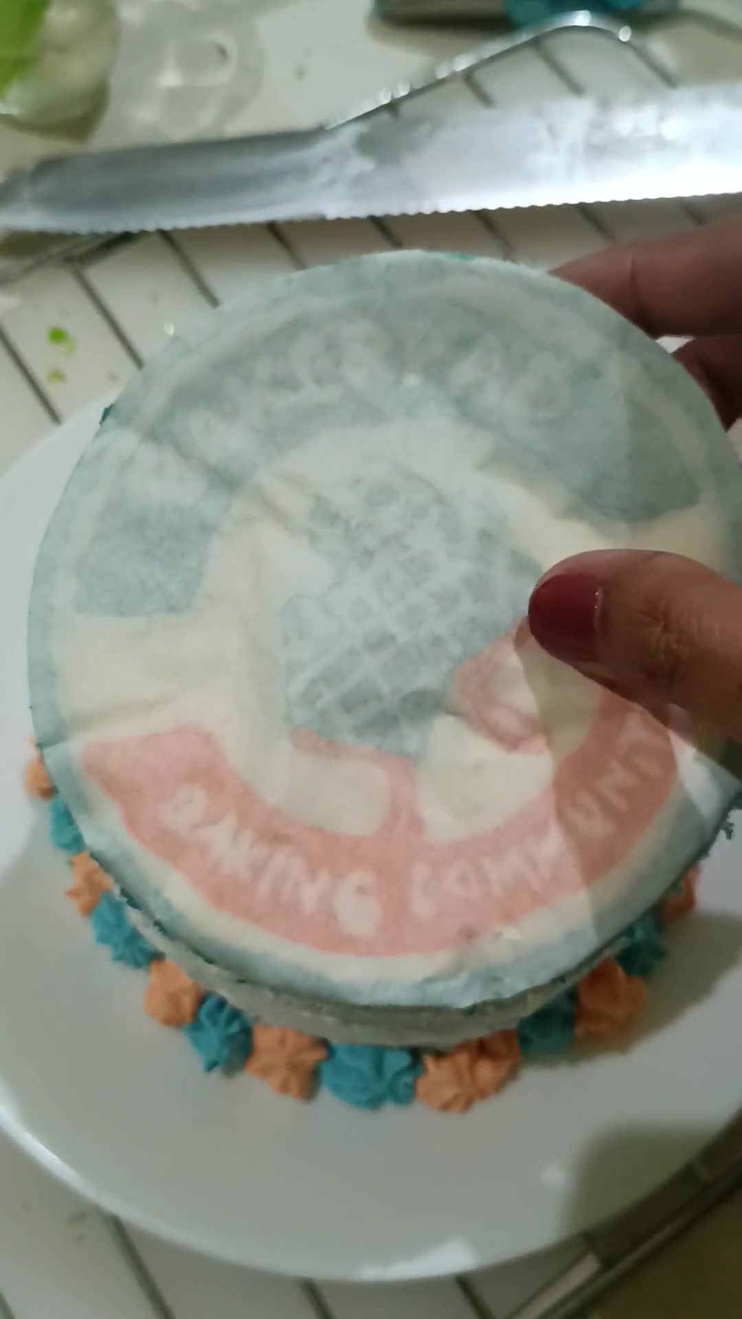 Foto langkah ke 10 dari resep Birthday Cake.