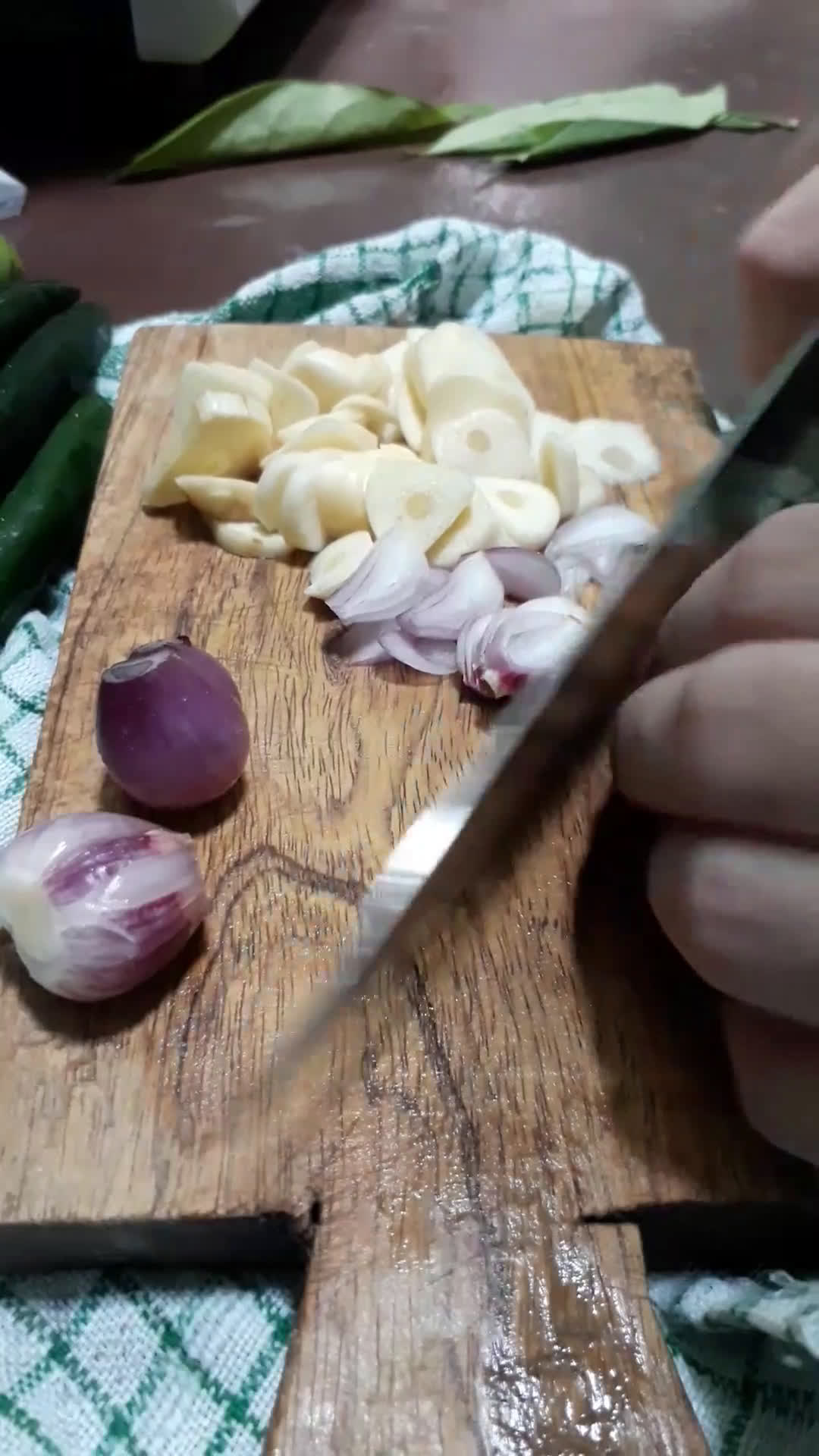 Foto langkah ke 1 dari resep Garang Asem Ayam.