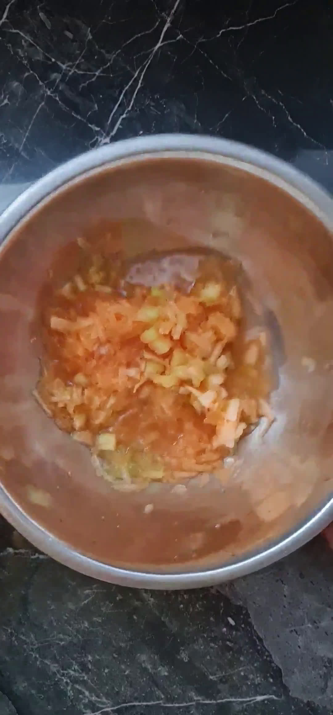 Foto langkah ke 1 dari resep Es Melon Serut Nata De Coco.