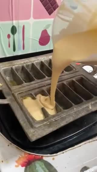 Foto langkah ke 7 dari resep Pancong lumer (setengah matang).