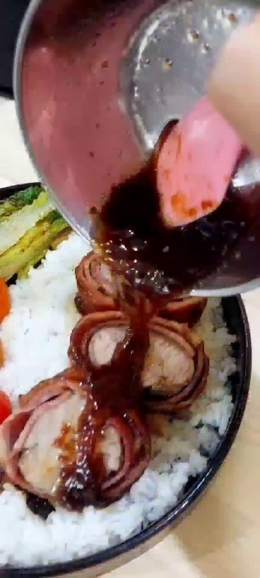Foto langkah ke 3 dari resep Pork on pork (223).