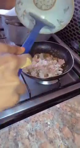 A picture of step 7 of Shawarma.