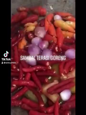 Foto langkah ke 1 dari resep Sambal terasi goreng.