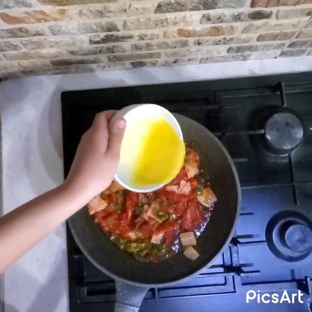 عکس مرحله 3 از دستور املت کالباس