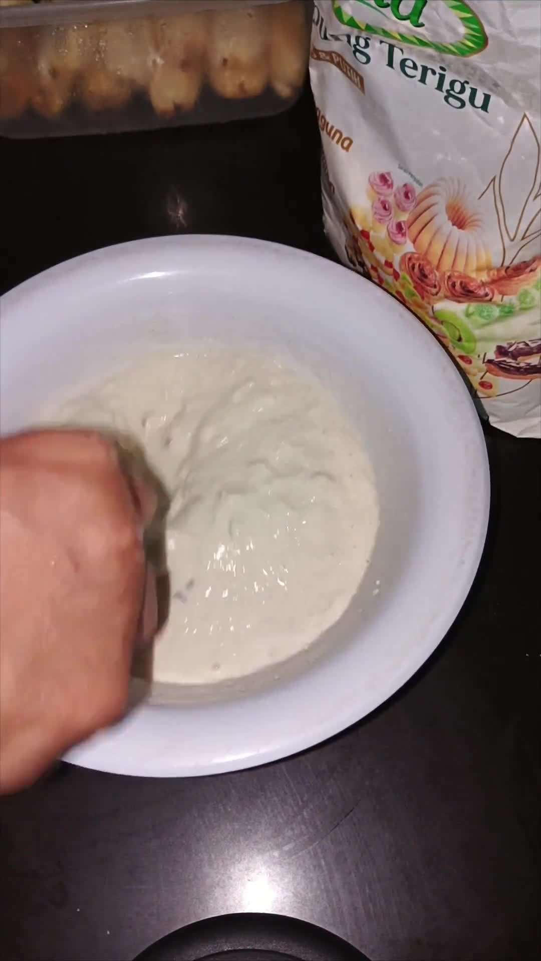 Foto langkah ke 4 dari resep Pisang Goreng Thailand Wijen Putih.