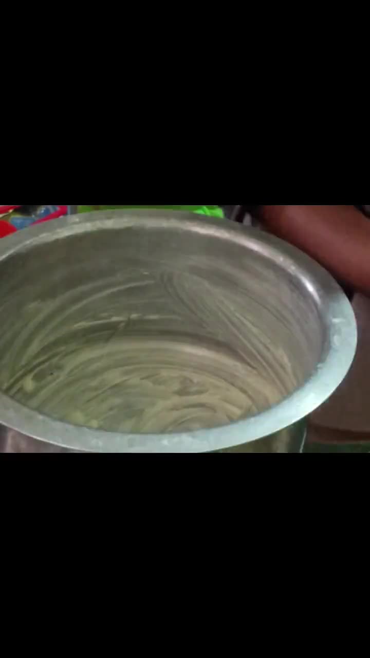 A picture of step 7 of Lemon Cake.