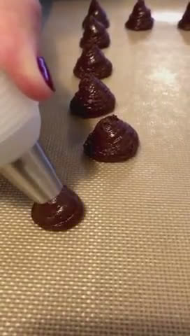 Une image de l'étape 4 de Truffes au chocolat.
