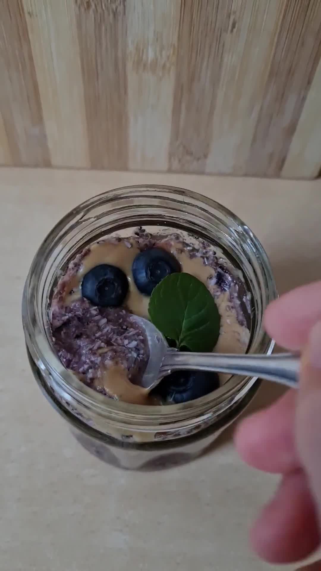 Foto del paso 6 de la receta: Yogur casero de arándanos y coco 🍶🫐🥥
