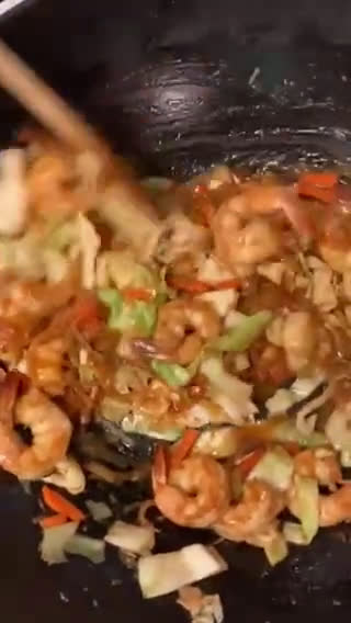 A picture of step 6 of Shrimp Fried Vermicelli/Bihun Goreng Udang.