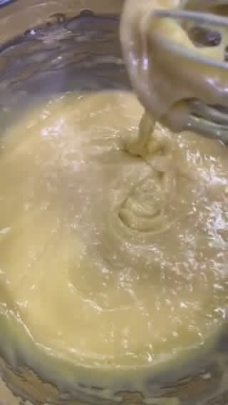 Gambar langkah 8 resipi Eggless Vanilla Cake (Kek Tanpa Telur).