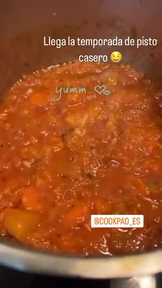 Foto del paso 4 de la receta: Pisto casero de calabacín a fuego lento