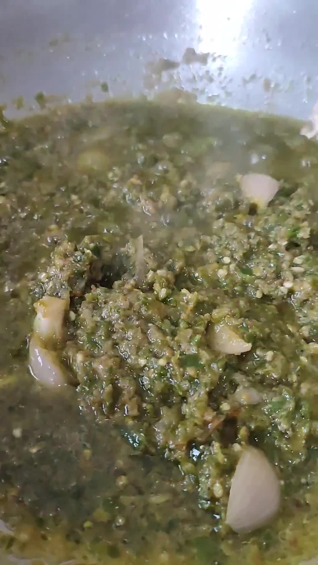 Gambar langkah 2 resipi Sambal Hijau Berapi 🔥.