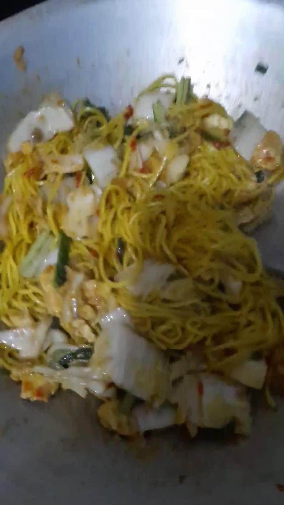 Foto langkah ke 2 dari resep Bakmie goreng ala pinggir jalan.