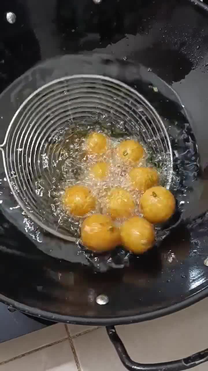 Gambar langkah 7 resipi Bebola Kentang Enoki & Sayur-Sayuran.