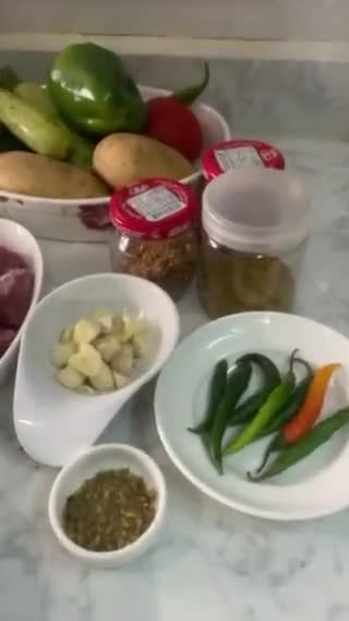 صورة لخطوة 1 من وصفة طاجن خضار مشكل مع اللحم