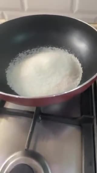 صورة لخطوة 1 من وصفة الحلوى البحرينيه بالبيت