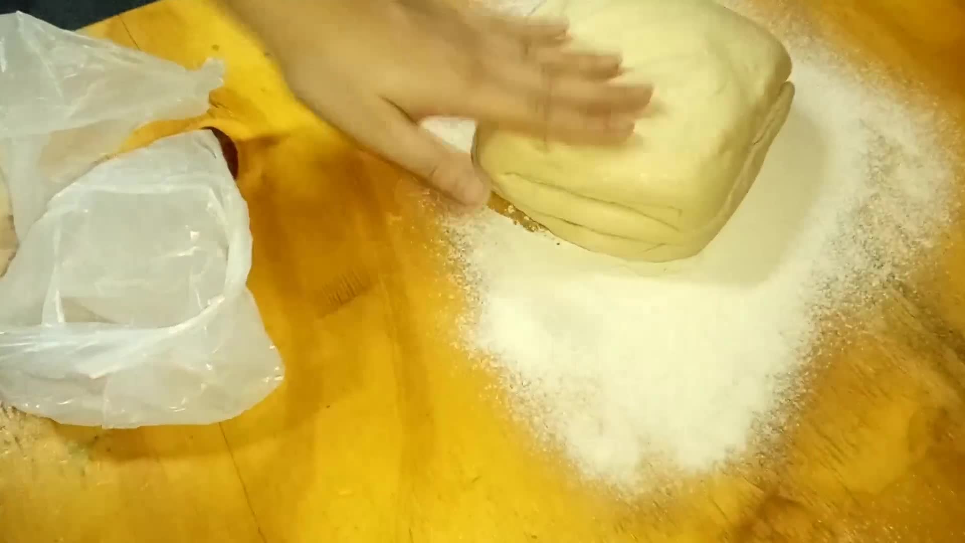 Foto del paso 8 de la receta: Facturas hojaldradas con grasa