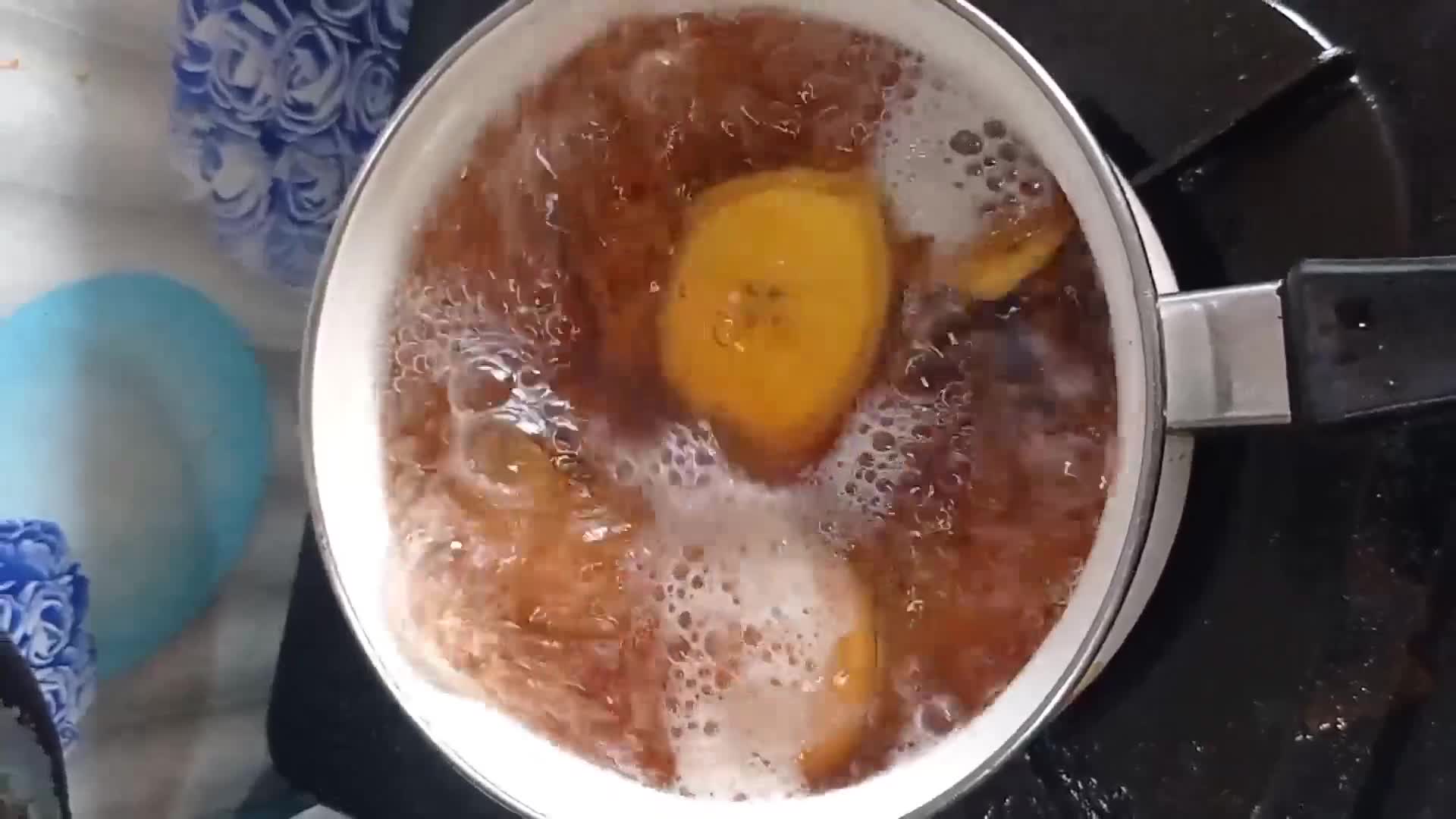 Foto langkah ke 2 dari resep Pisang tanduk rebus.