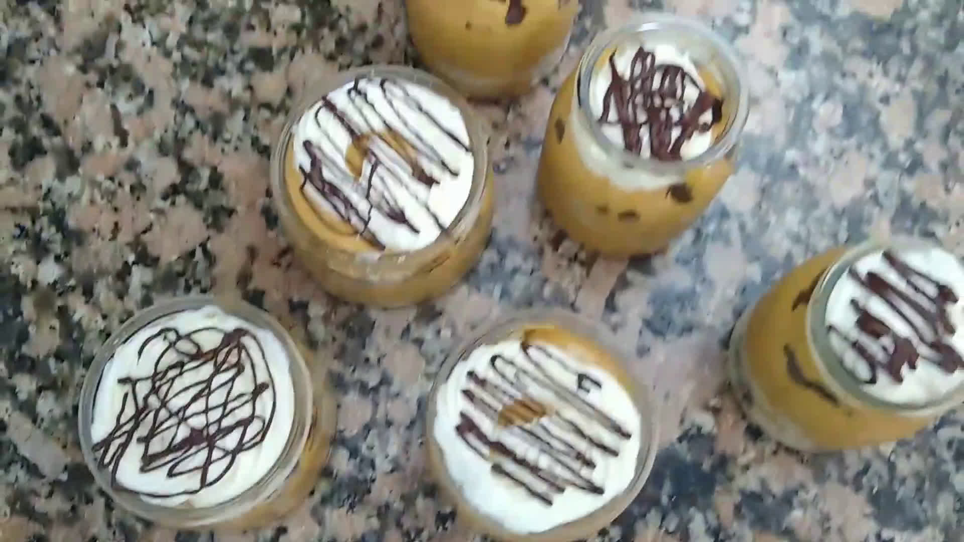 Foto del paso 1 de la receta: Mousse de dulce de leche en frascos