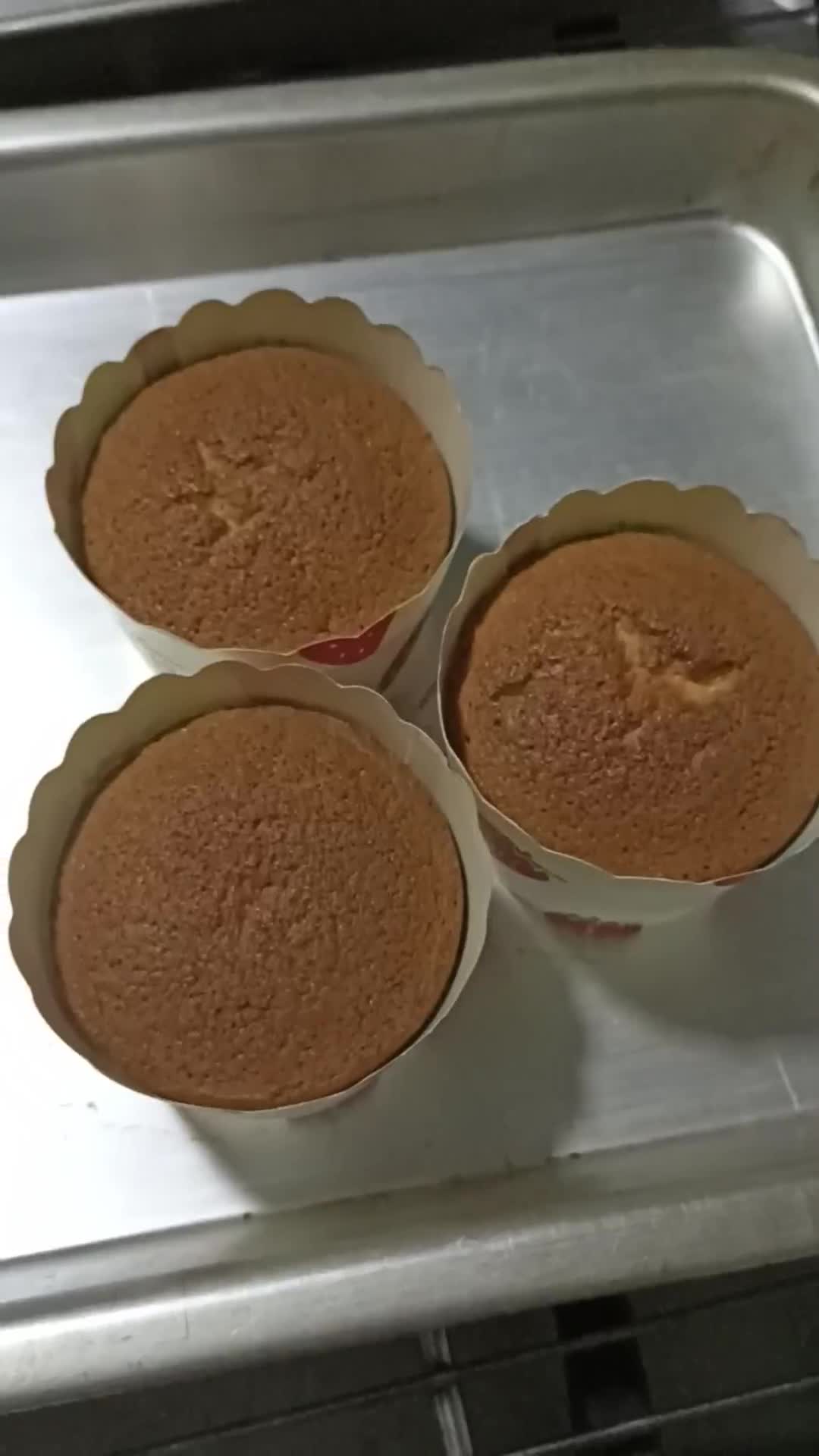 Foto langkah ke 8 dari resep Orange Sponge Cake.
