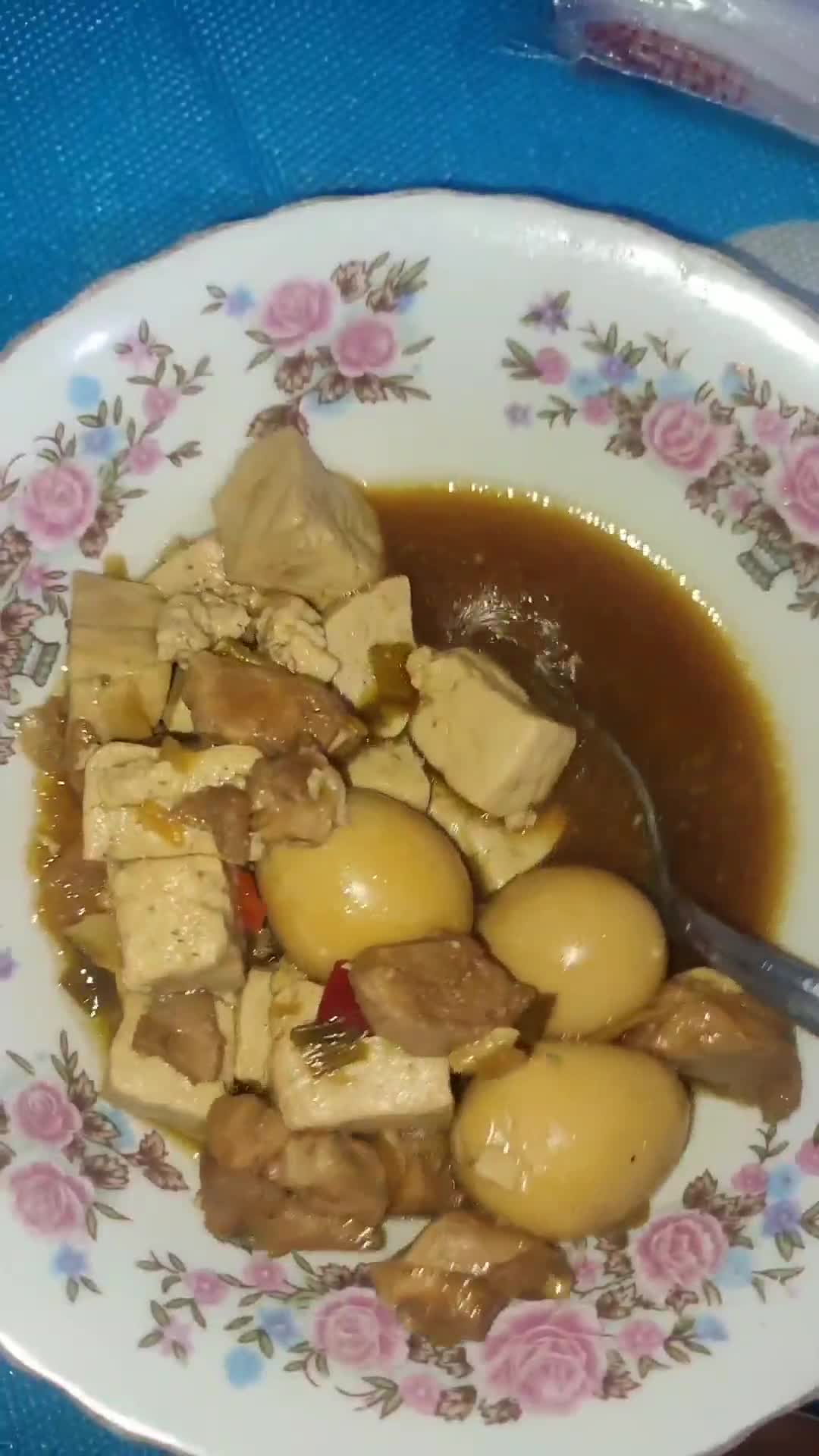 Foto langkah ke 4 dari resep Bakmoy Ayam Telur Tahu.