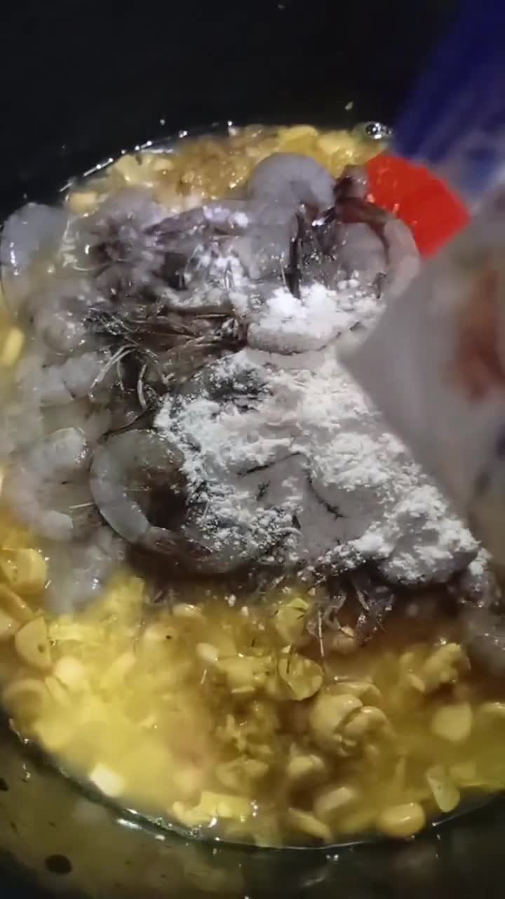 Foto langkah ke 2 dari resep Bakwan jagung udang simple.