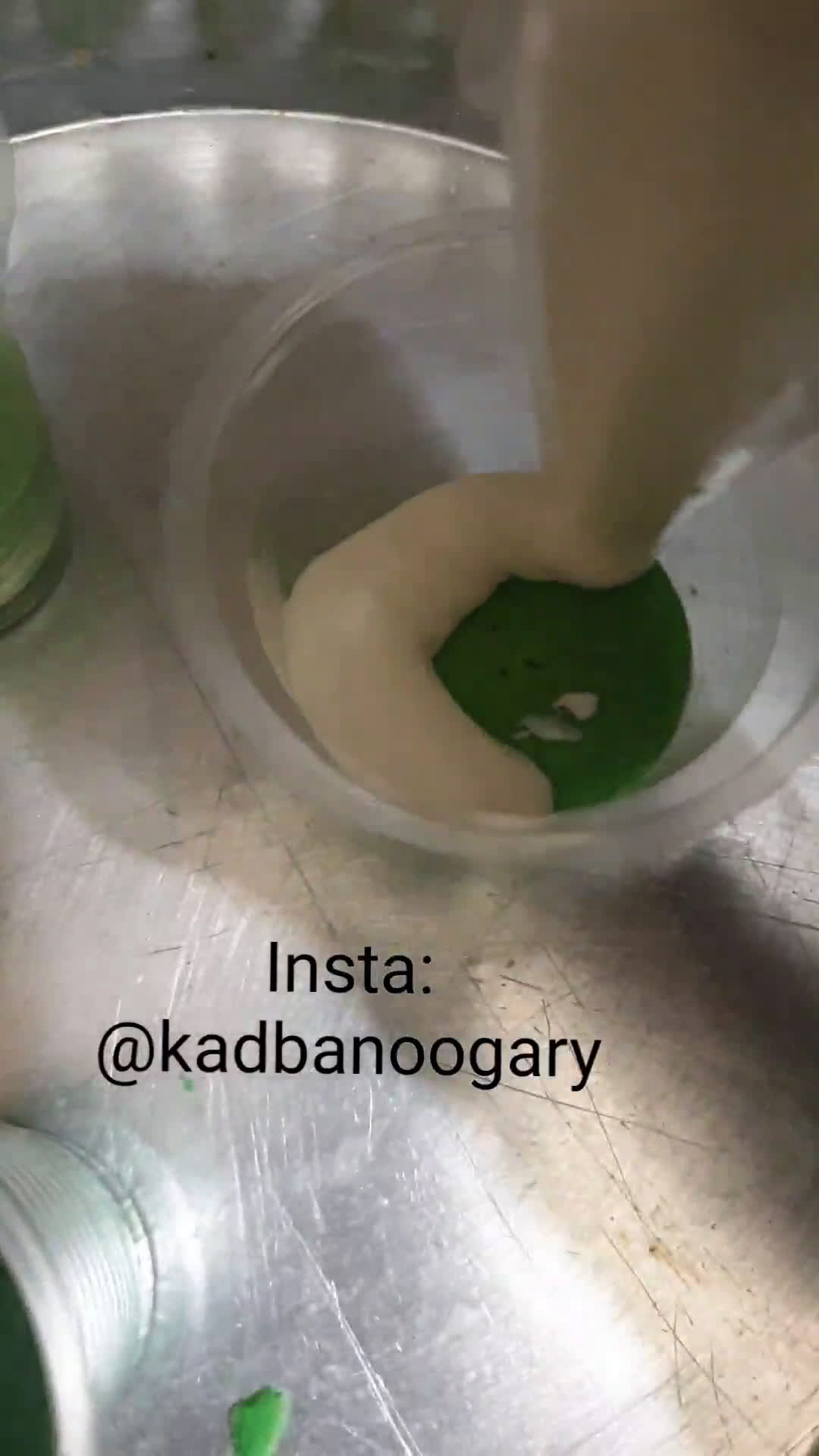 عکس مرحله 1 از دستور دسر یلدایی مدل هندوانه 🍉