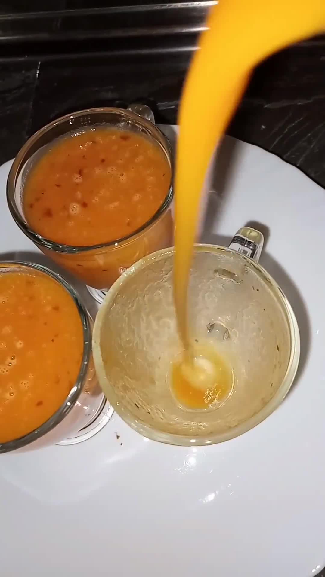 صورة لخطوة 1 من وصفة عصير او كوكتيل الفواكه والجزر 🤤🌞
