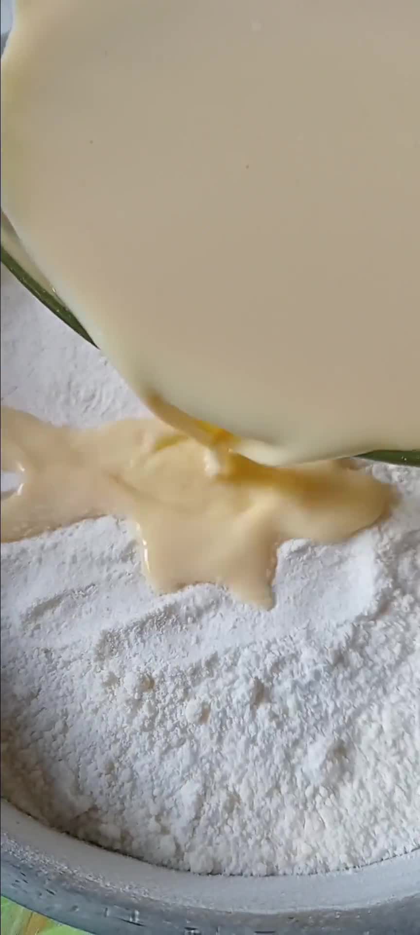 Foto del paso 4 de la receta: Torta de pera y membrillo🍐