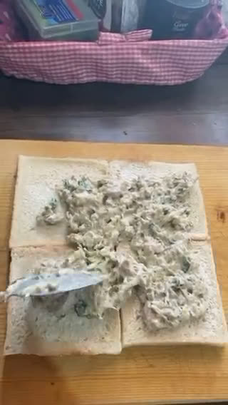 عکس مرحله 2 از دستور كيك مرغ