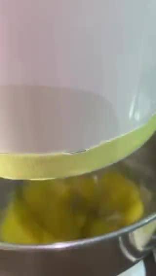 صورة لخطوة 2 من وصفة كيكه عاديه