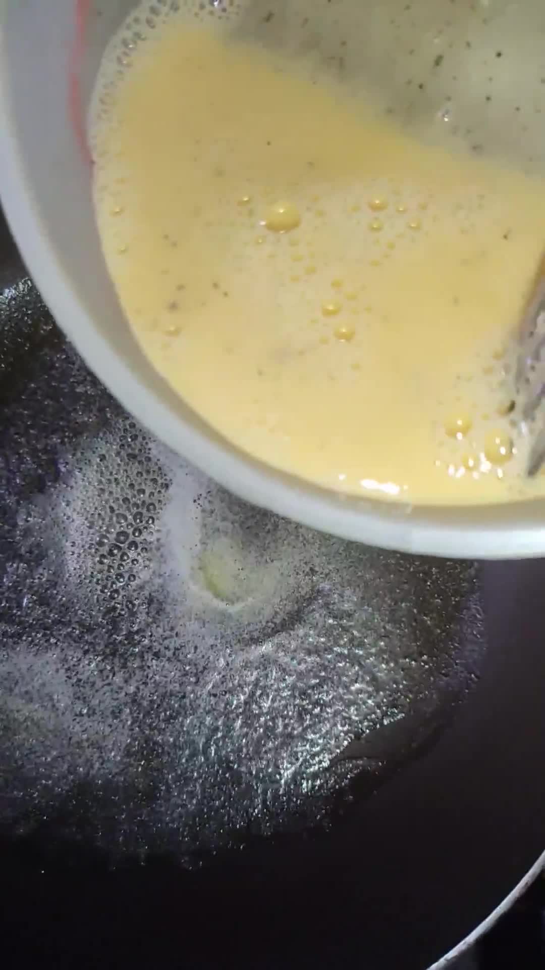 A picture of step 6 of Scrambled Egg.