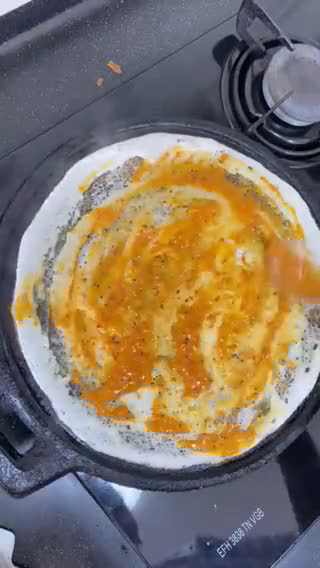 முட்டை தோசை (Egg spicy dosa recipe in tamil) ரெசிபி ஸ்டேப் 2 புகைப்படம்