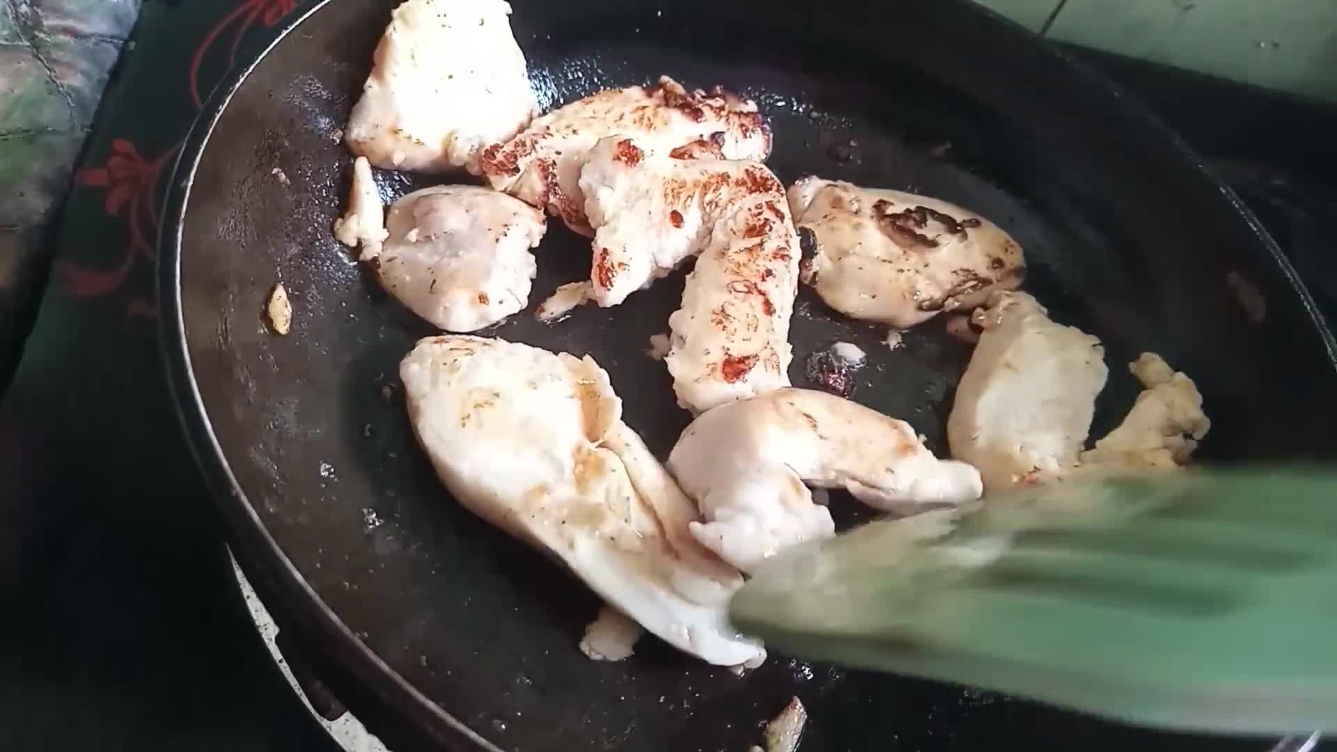 Foto langkah ke 8 dari resep Mie Gacoan Bayam (mie home made).