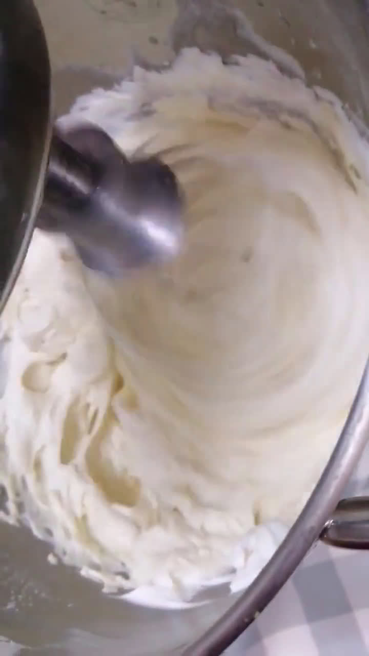 صورة لخطوة 6 من وصفة تشيز كيك اللوتس 🥮🥧