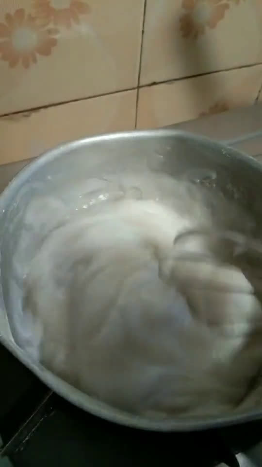 Foto langkah ke 2 dari resep Bubur Tepung Garut/Larut.
