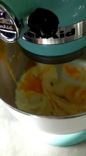 Foto del paso 3 de la receta: Pastel pulverizado de chocolate