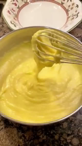 Foto del paso 4 de la receta: Pastel rústico con crema pastelera y fresas “sin gluten”