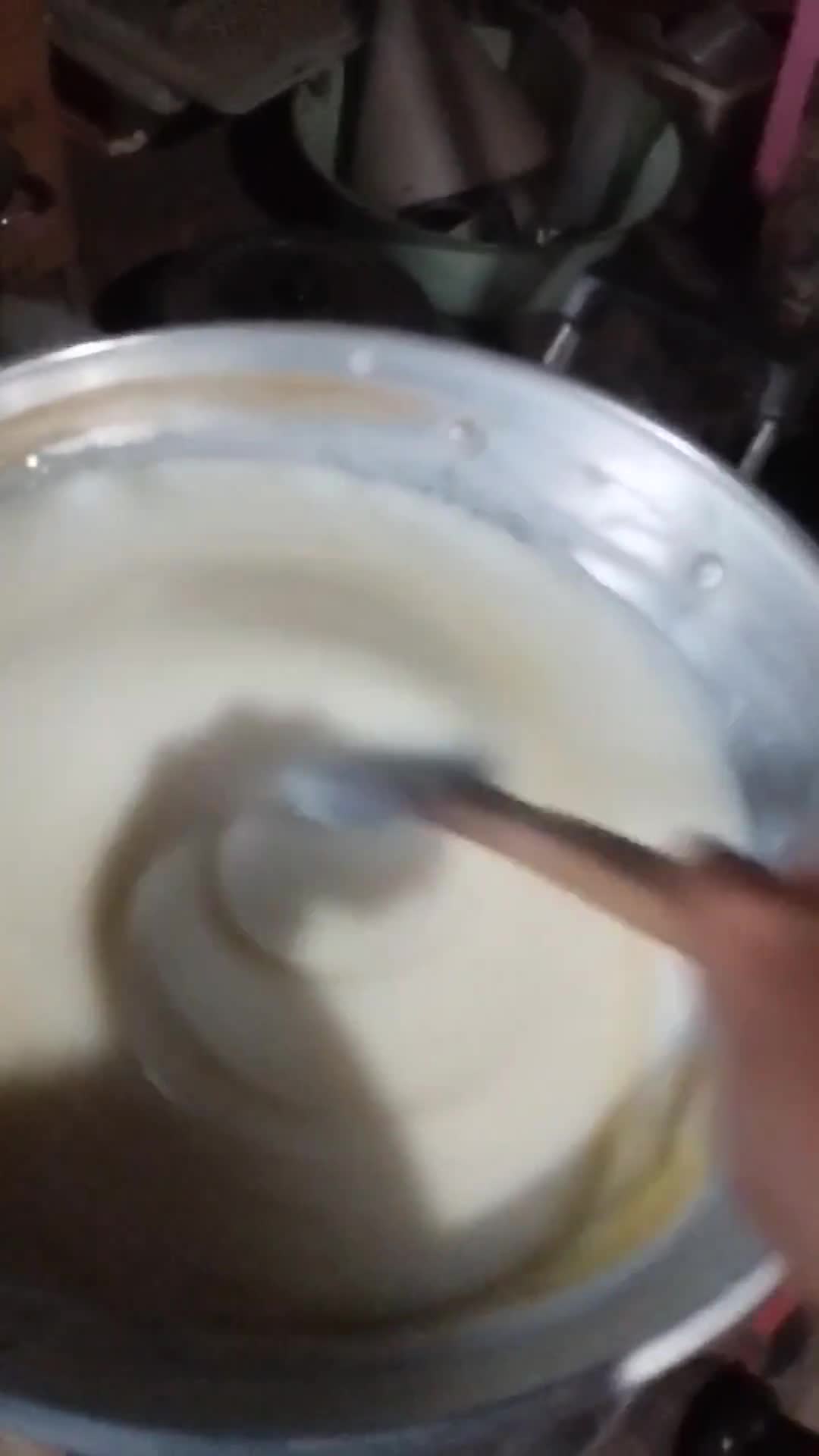 Foto langkah ke 3 dari resep Dadar gulung isi vla.
