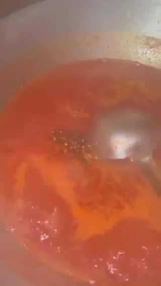 A picture of step 5 of Tomato gaazer (reddish)(beetroot)ka shorba.