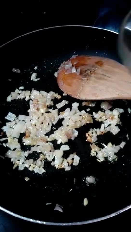 Foto del paso 3 de la receta: Patatas rellenas de gambas