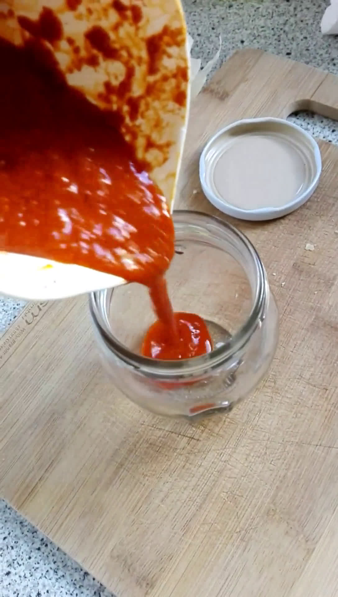 Foto del paso 6 de la receta: Papas con mojos canarios