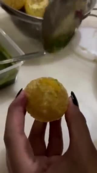 Gambar langkah 7 resipi PaniPuri.