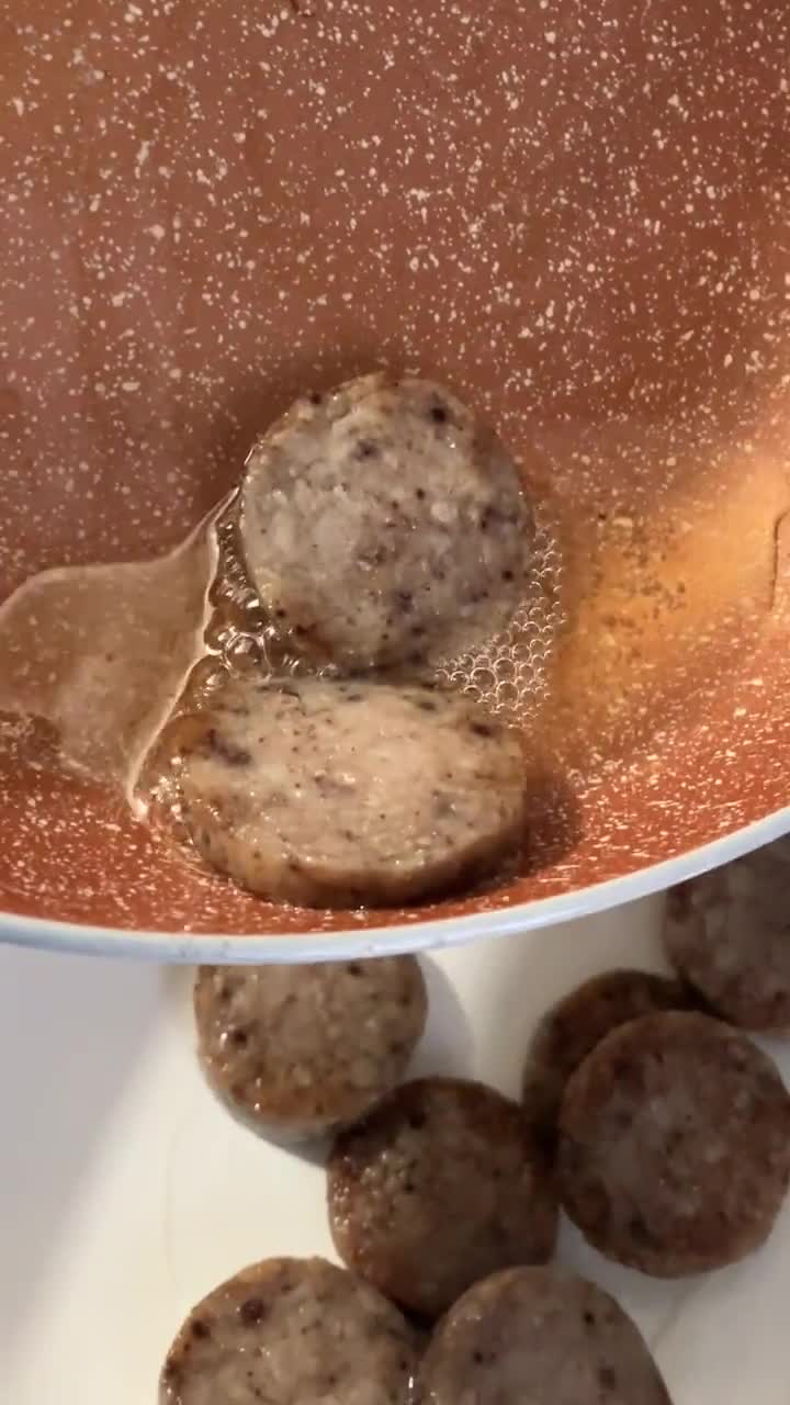 Foto del paso 6 de la receta: Potaje de garbanzos con embutido valenciano, cebolla y espinacas